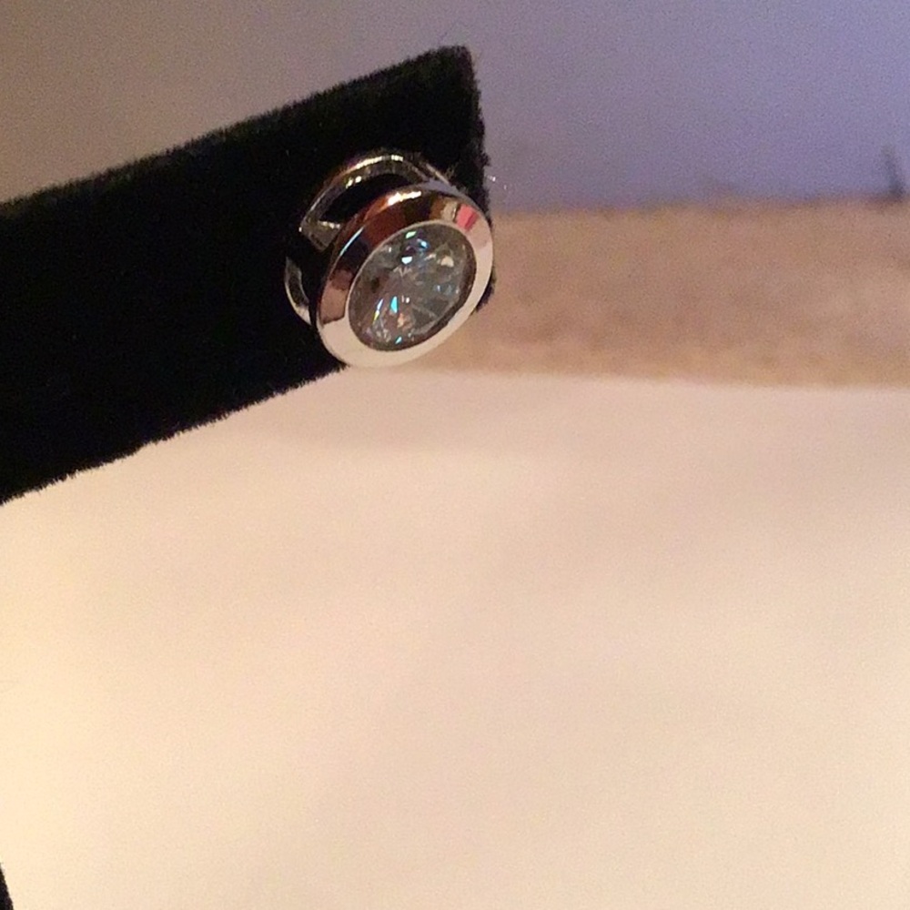 New Crislu Bevel Set pierced earrings. Sterling Silver, 3 CT round CZ stones - Picture 3 of 6